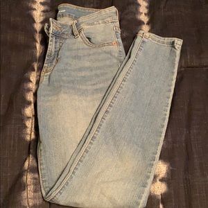 Old Navy super skinny jeans size 0